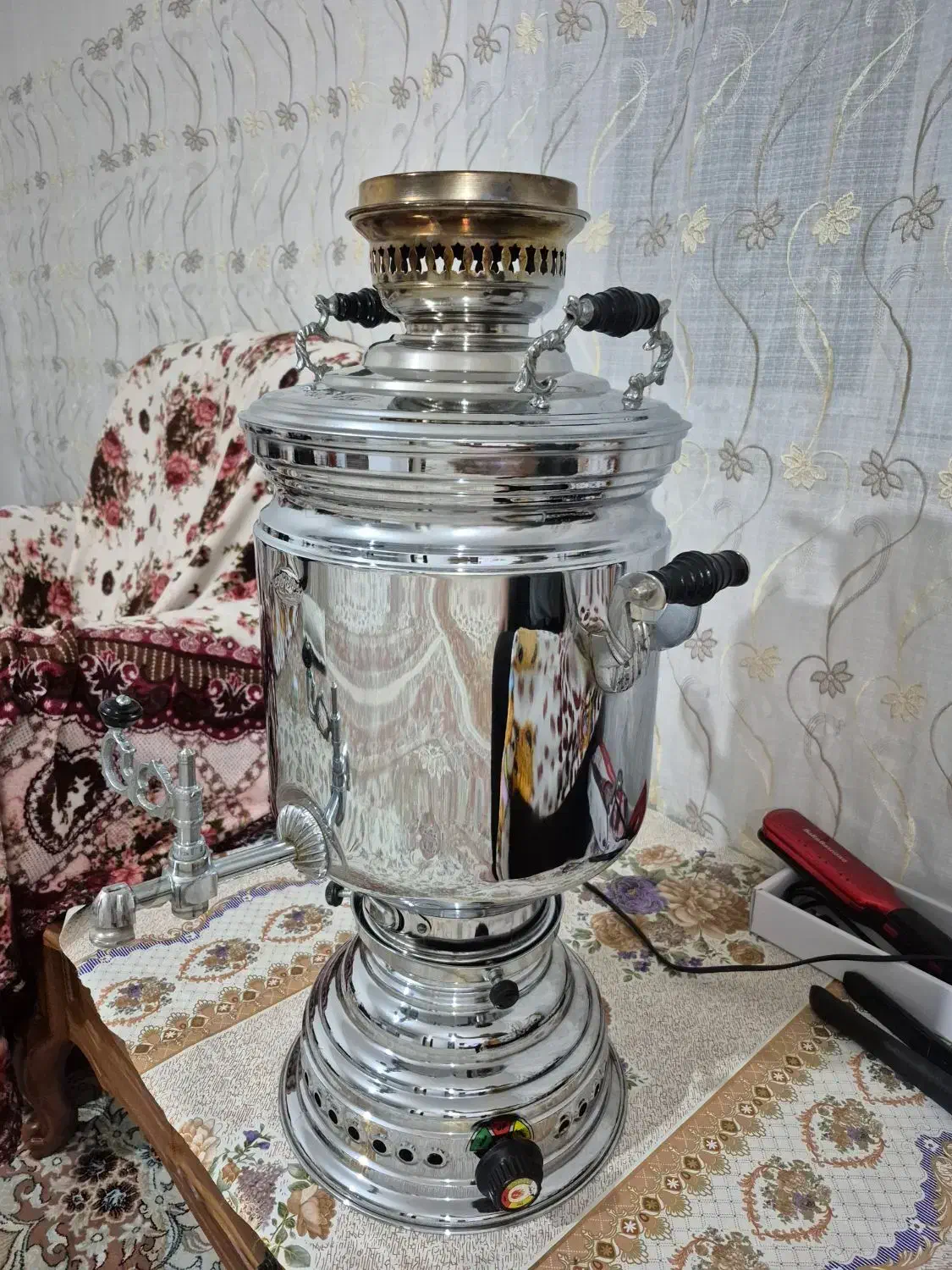 سماور|سماور، چای‌ساز، قهوه‌ساز|باسمنج, |دیوار