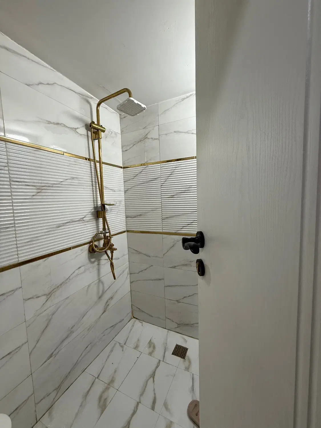 آپارتمان ۹۰ متری دوخواب لوکس