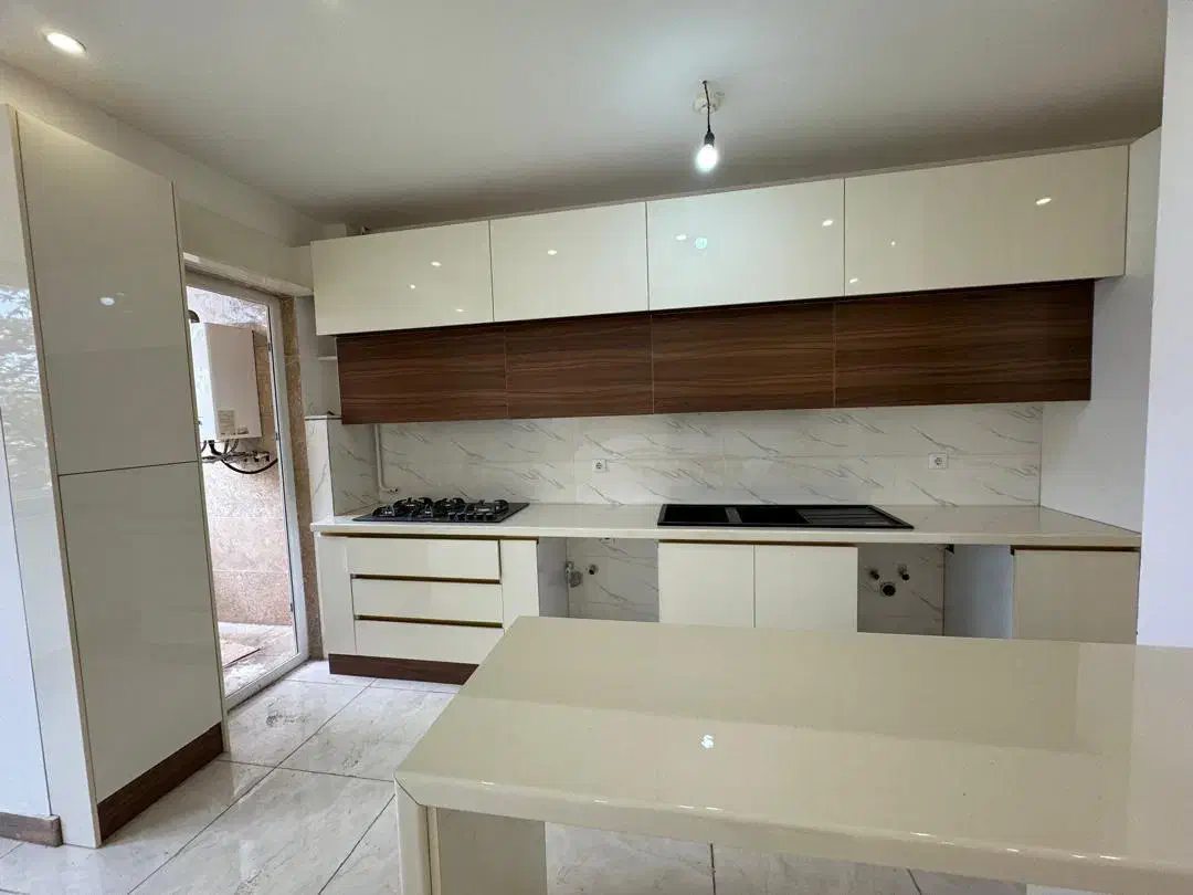 فروش واحد۱۱۰م طبقه۴ نوساز ۱۴۰۲از املاک سان|فروش آپارتمان|لاهیجان, کوی آزادگان|دیوار