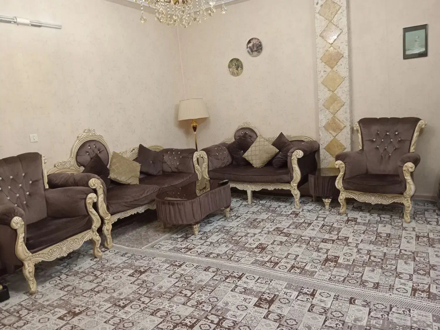 مبل کارکرده،دو میلیون|مبلمان خانگی و میز عسلی|اسلام‌شهر, شهرک قائمیه|دیوار