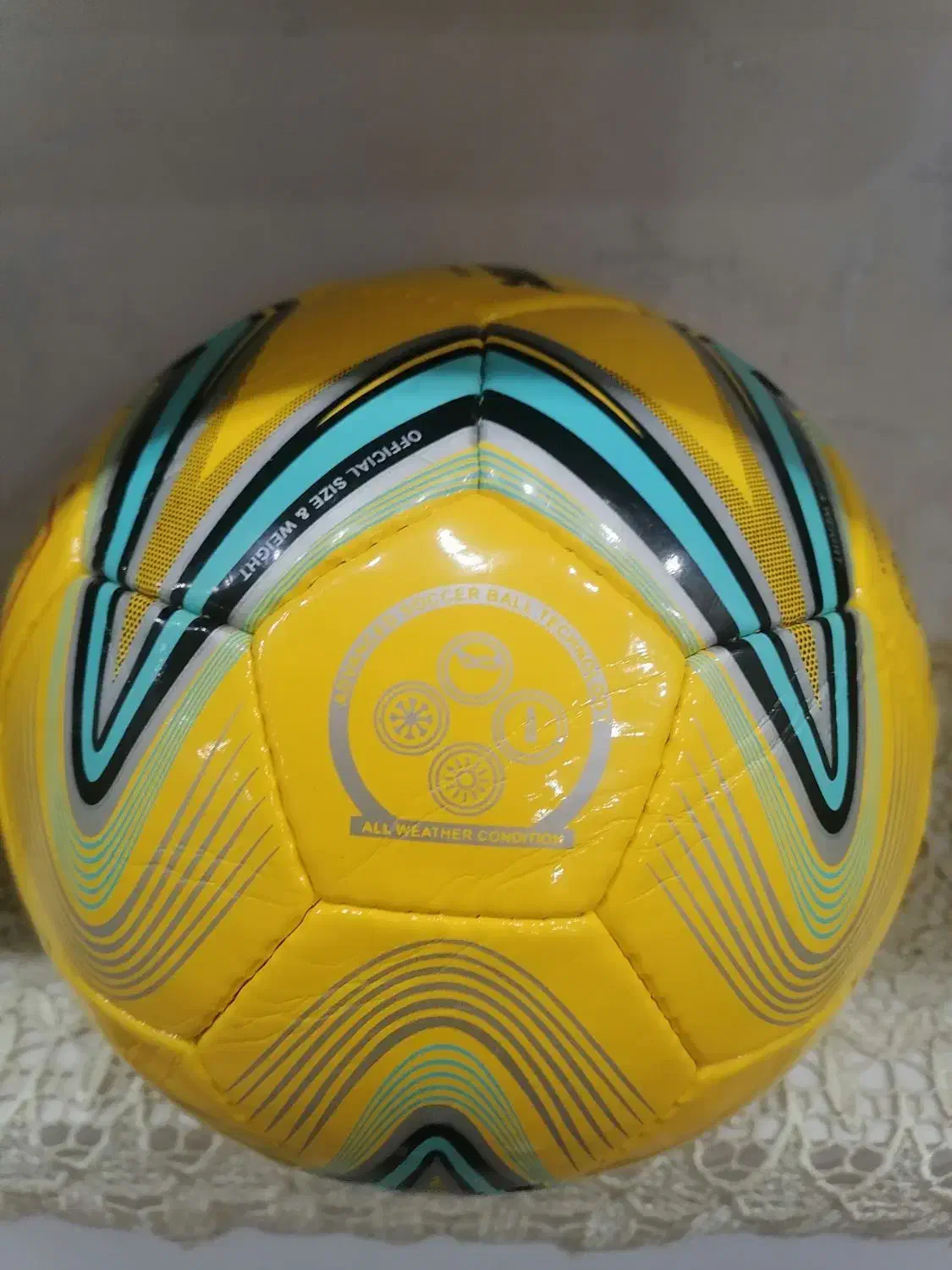 توپ فوتسال نو|تجهیزات ورزشی|قم, شهدا|دیوار