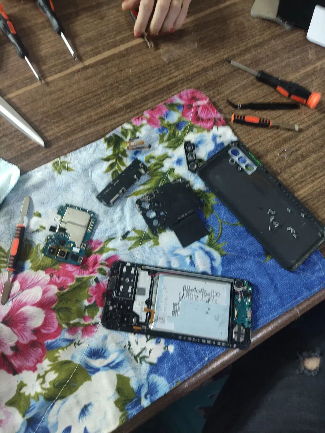 تعمیرات موبایل سجاد|خدمات رایانه‌ای و موبایل|قرچک, شهرک الحدید|دیوار