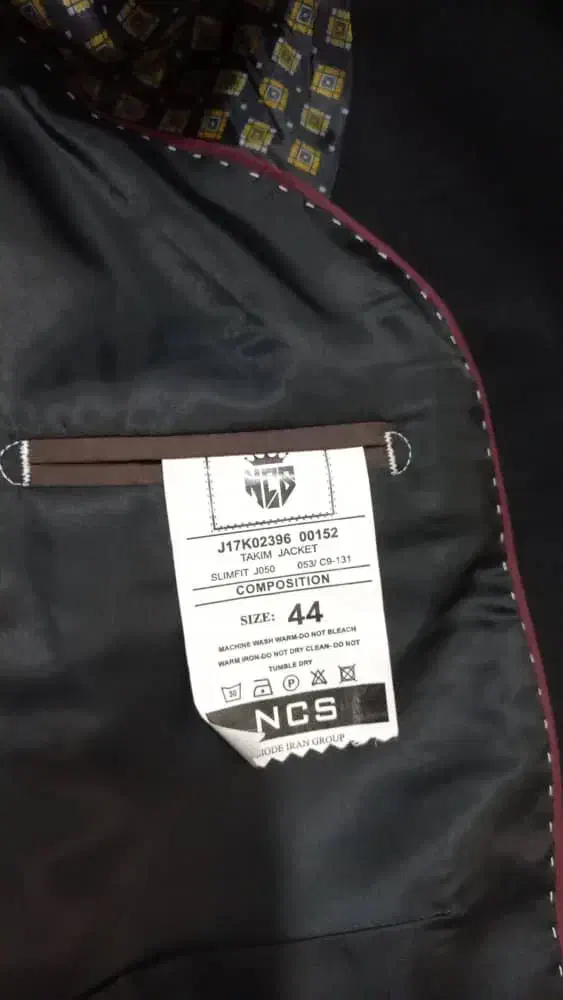 کت و شلوار به همراه پیراهن و ژیله|لباس|برخوار, |دیوار