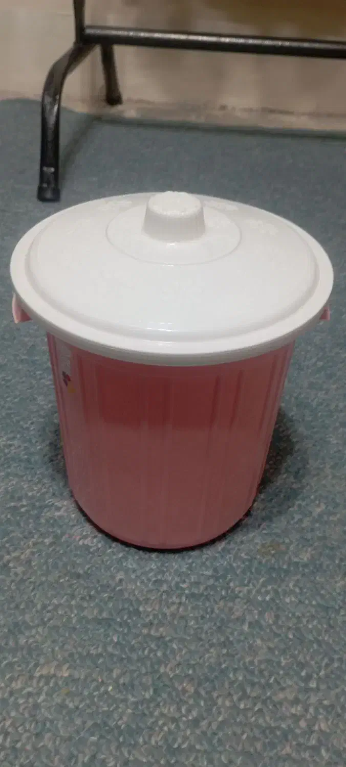 سطل برنج  تکی هم کسی بخواد می فروشم|ظروف نگهدارنده، پلاستیکی، یک‌بارمصرف|کرج, برغان|دیوار