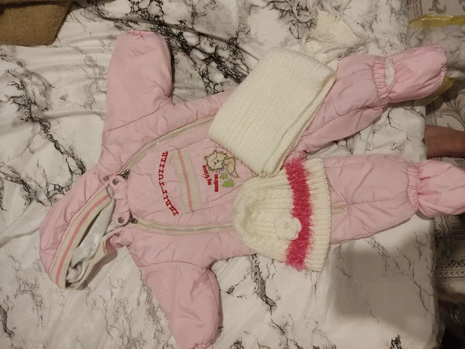 هرکی لازم داره بیاد ببره|کفش و لباس بچه|ارومیه, |دیوار