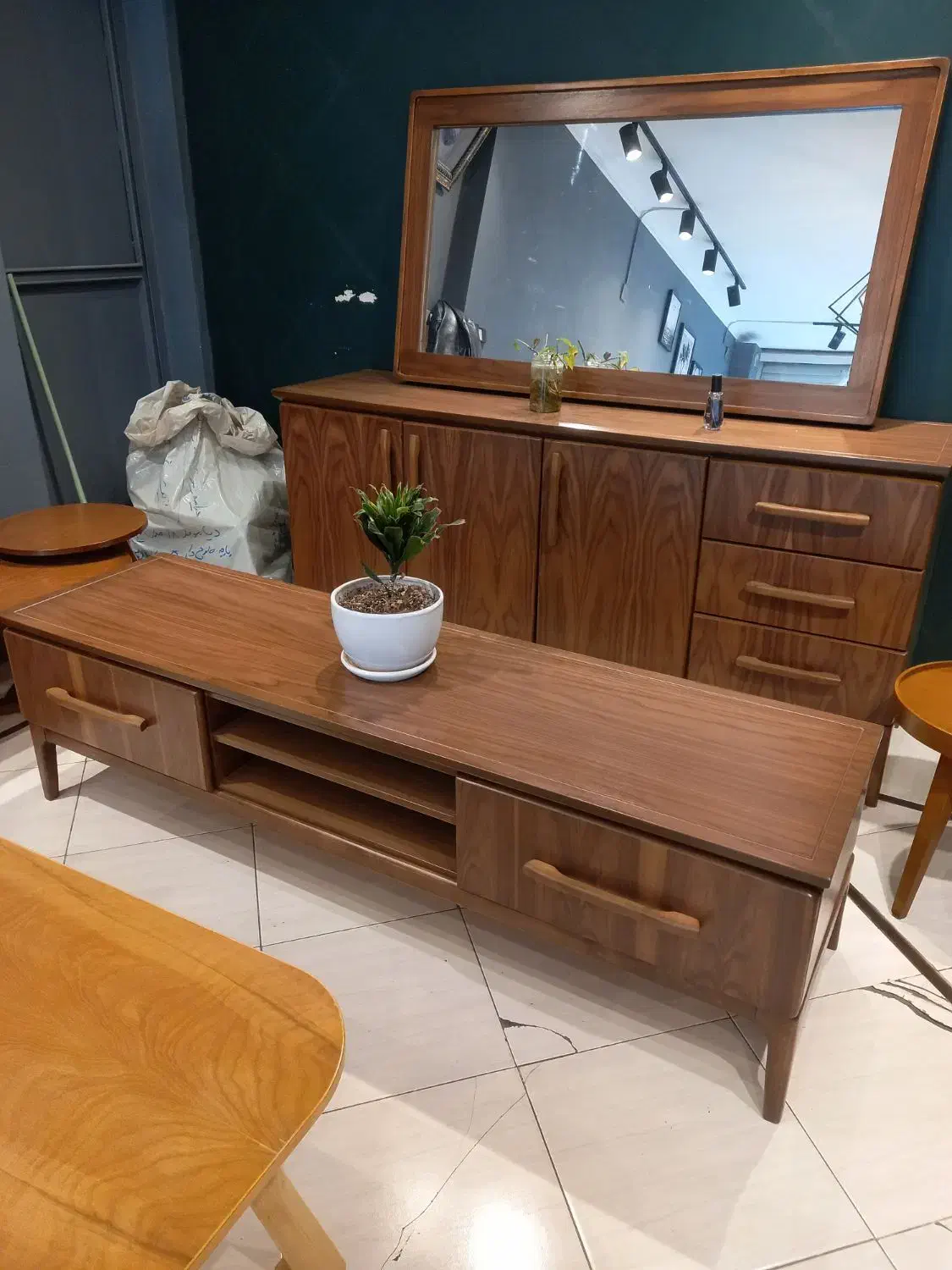 ست اینه کنسول ومیز تلویزیون تحویل فوری|بوفه، ویترین، کنسول|تهران, شهید رجایی|دیوار