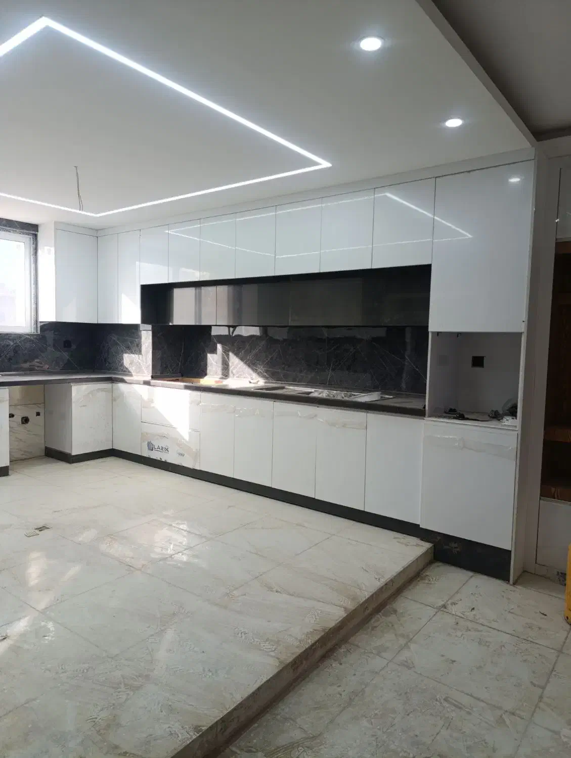 کابینت و کمد دیواری و....|جاکفشی، کمد، دراور|لنجان, |دیوار