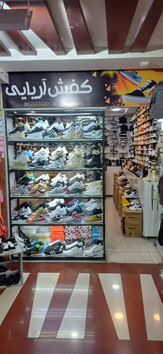 فروش مغازه تجاری چهار راه بازار پاساژ علوی همکف|فروش مغازه و غرفه|شهرکرد, |دیوار