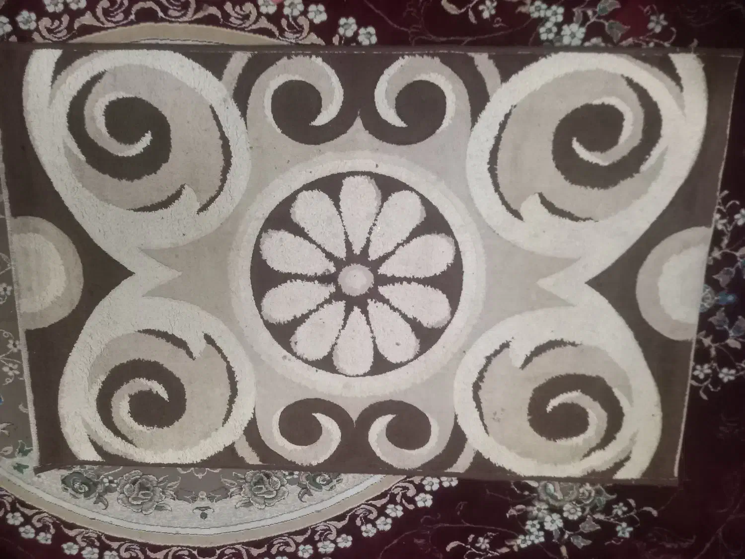 قالیچه ماشینی تمیز ۱*۱.۳۰|فرش|ملارد, |دیوار