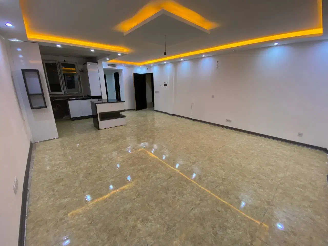 رهن کامل فازیک گلبرگ فول پارکینگ کم واحد ۱۰۰متری|اجارهٔ آپارتمان|هشتگرد, فاز ۱ مهستان|دیوار