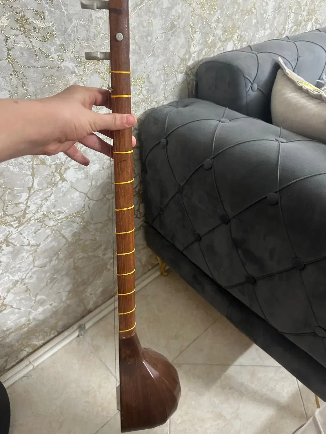 سه تار|سازهای سنتی|قرچک, باقرآباد|دیوار