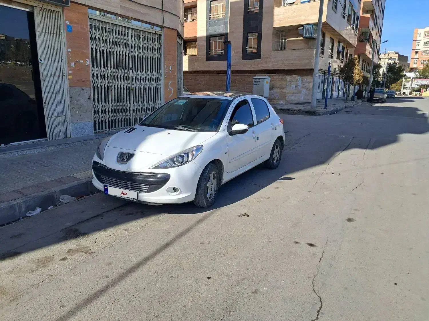 پژو ۲۰۷|خودرو سواری و وانت|ملایر, |دیوار