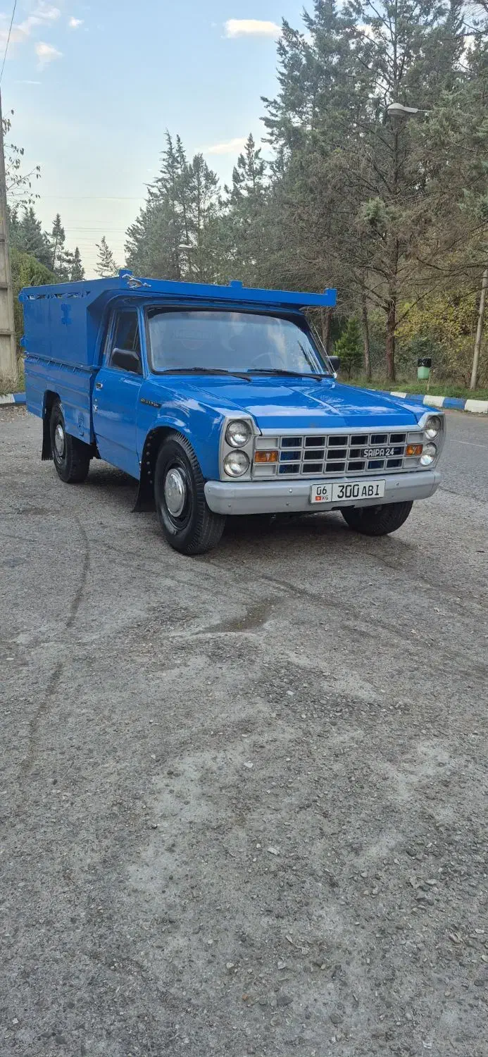 نیسان وانت مدل۸۱ کم کار|خودرو سواری و وانت|پایین هولار, |دیوار