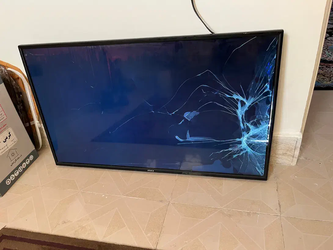 تلوزیون شکسته|تلویزیون و پروژکتور|اهواز, نادری|دیوار