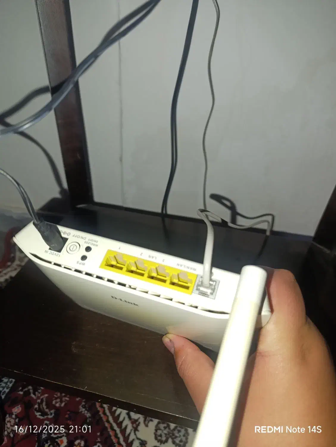 مودم دی لینک تک آنتن|مودم و تجهیزات شبکه|بهار, |دیوار