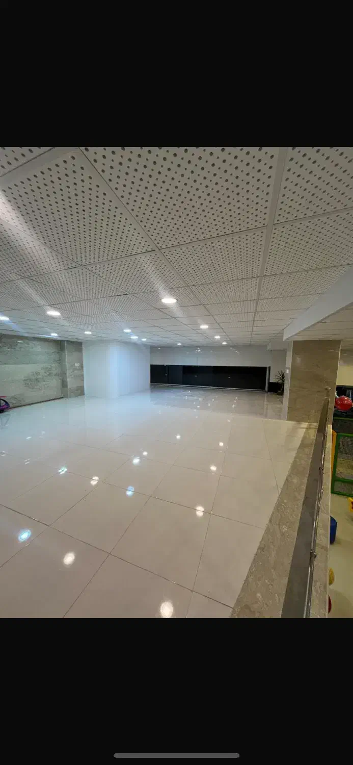 مغازه۸۰متری|اجارهٔ مغازه و غرفه|خرمآباد, |دیوار