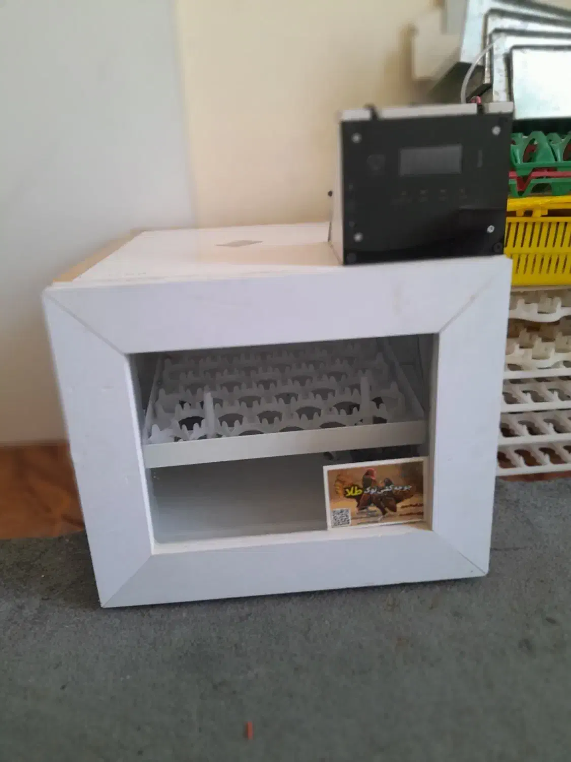 دستگاه جوجه کشی ۴۲تایی فول اتومات|لوازم جانبی حیوانات|شیراز, کوشک میدان|دیوار