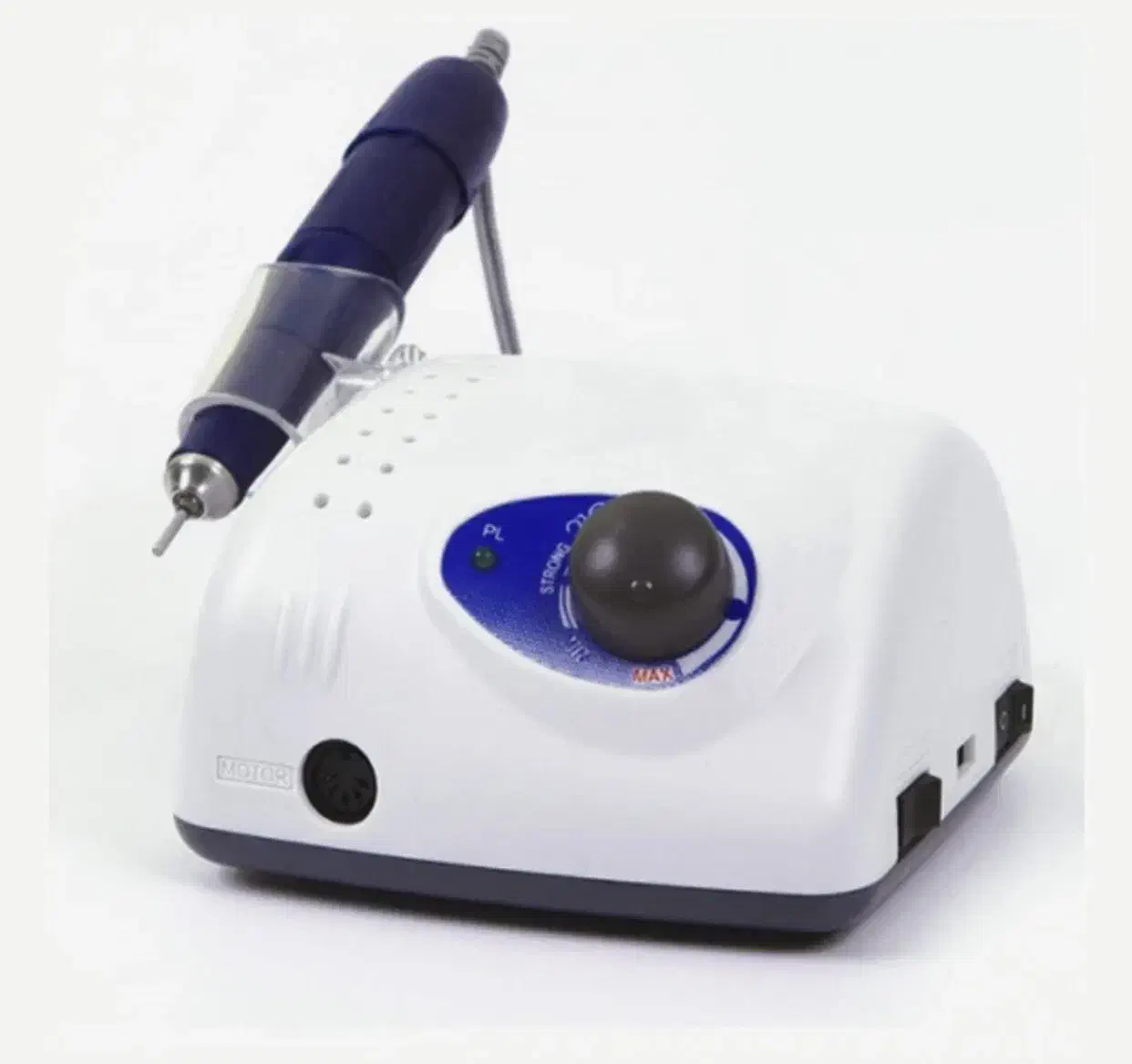 لوازم ناخن در حد نو|آرایشگاه و سالنهای زیبایی|بجنورد, |دیوار