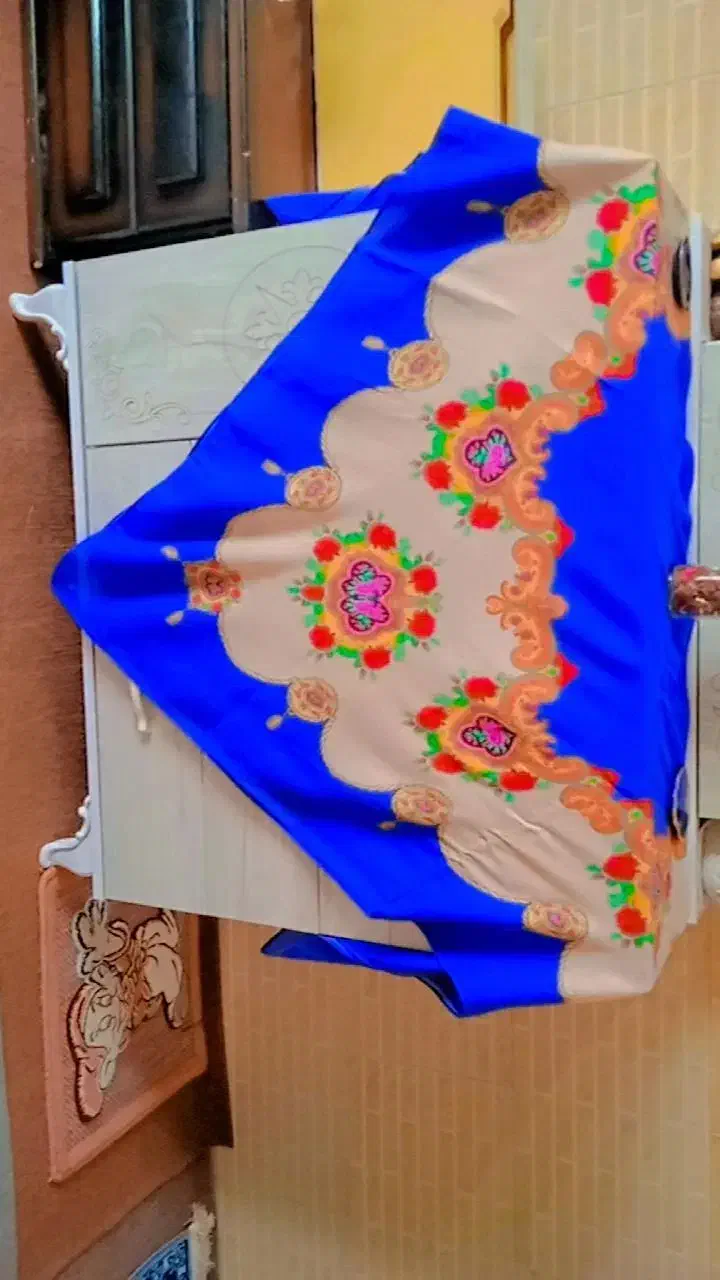 چارقد|لباس|کلاله, |دیوار