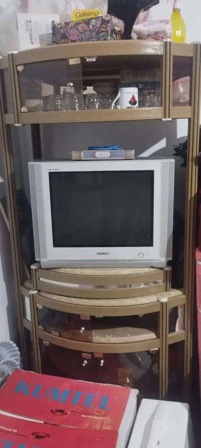 تلوزیون ومیز|تلویزیون و پروژکتور|خوی, |دیوار