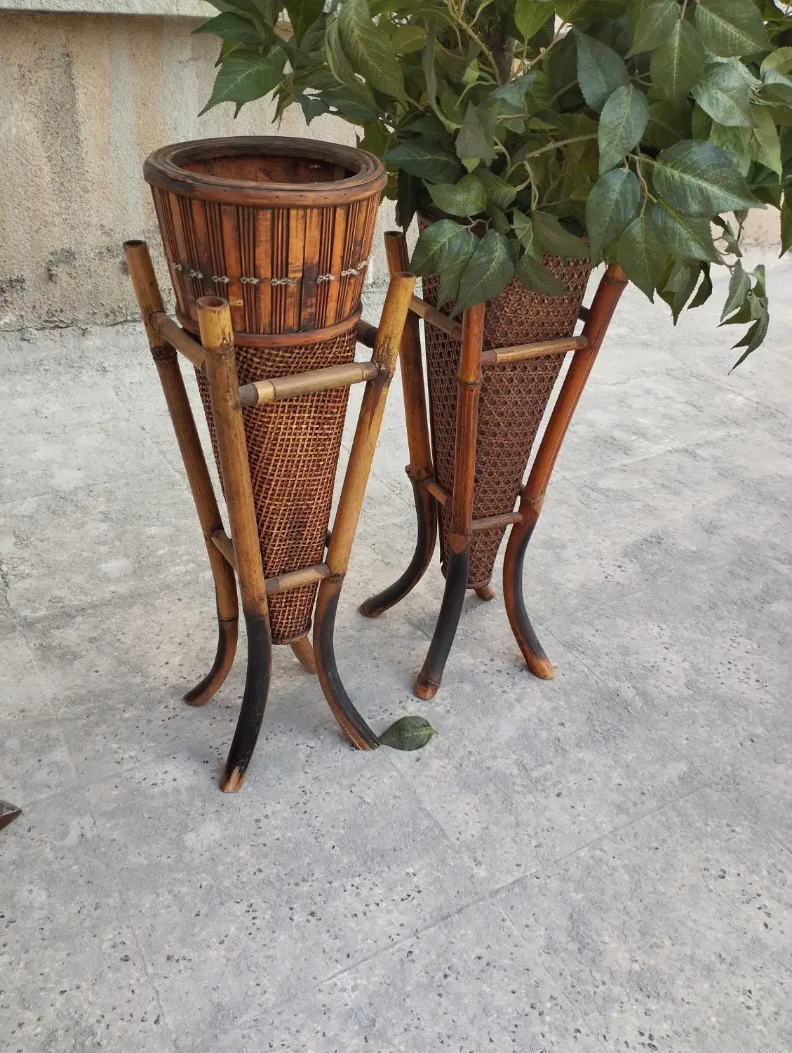 میز کنار سالنی به همراه حل گلدانی کنار سالنی|میز تلفن|تهران, آهنگ|دیوار