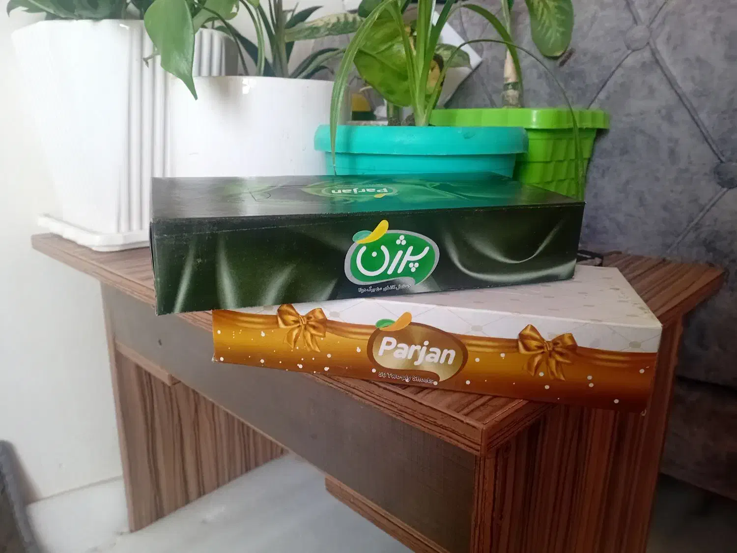 ۱۰۰برگی دونه ای ۱۰تومن|مواد شوینده و دستمال کاغذی|سنندج, |دیوار