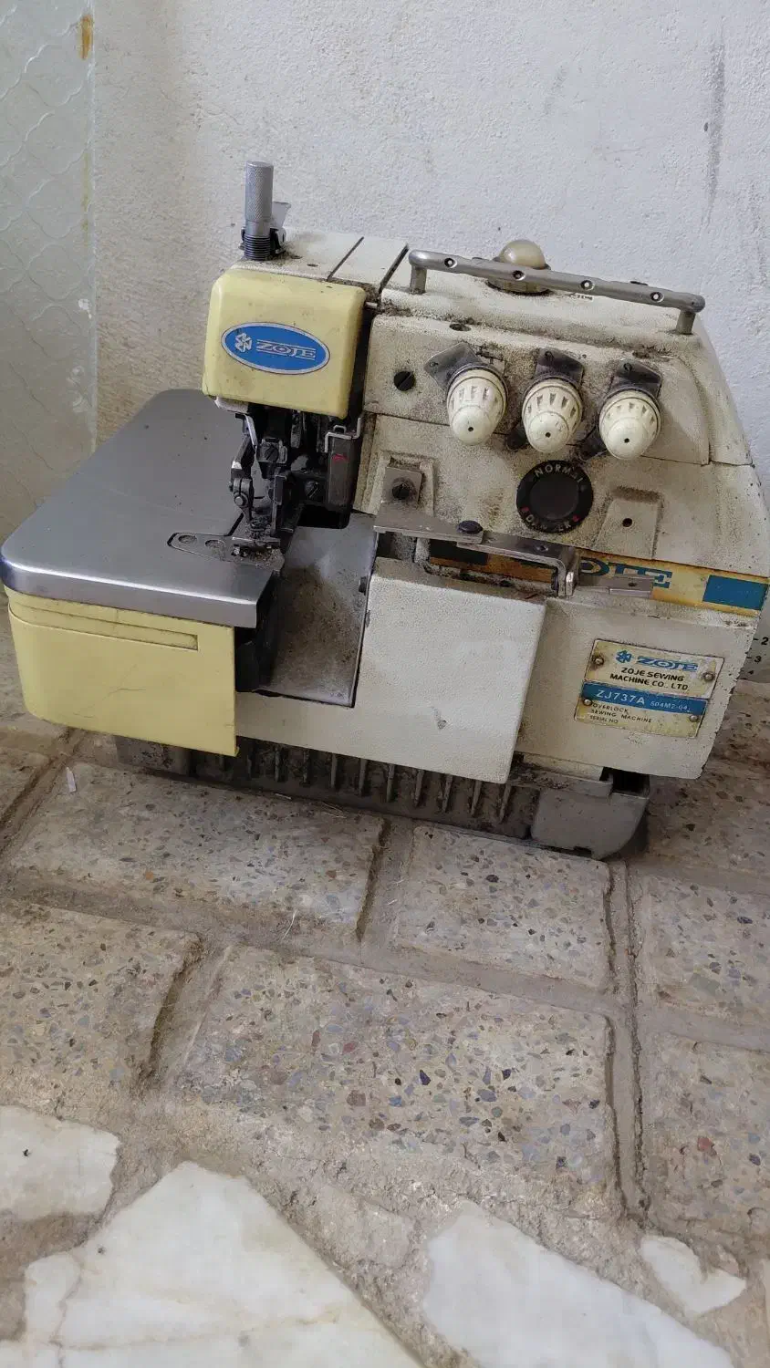 چرخ سردوز|چرخ خیاطی و ریسندگی|کاشمر, |دیوار