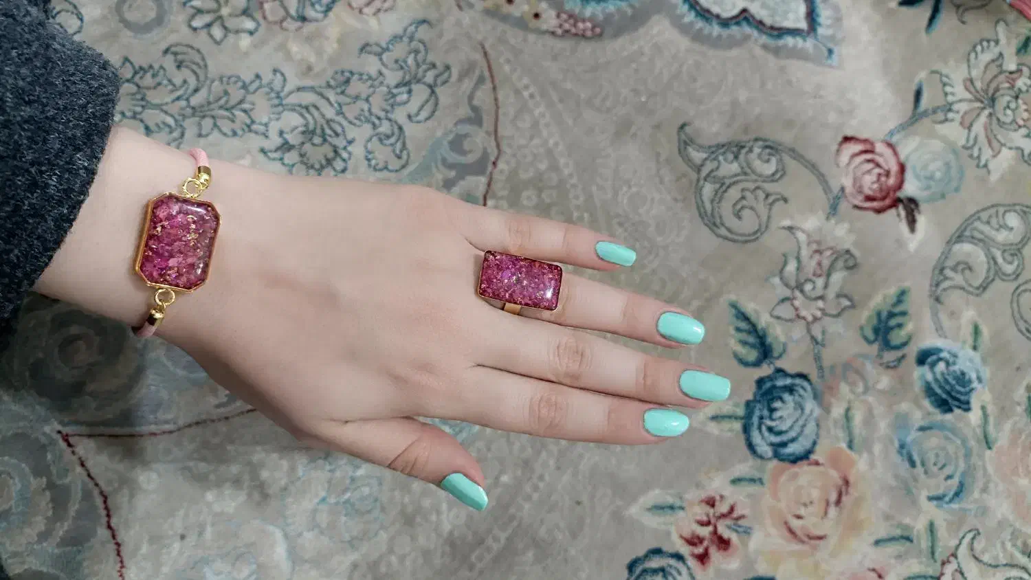 انگشتر|بدلیجات|شیراز, لب آب|دیوار