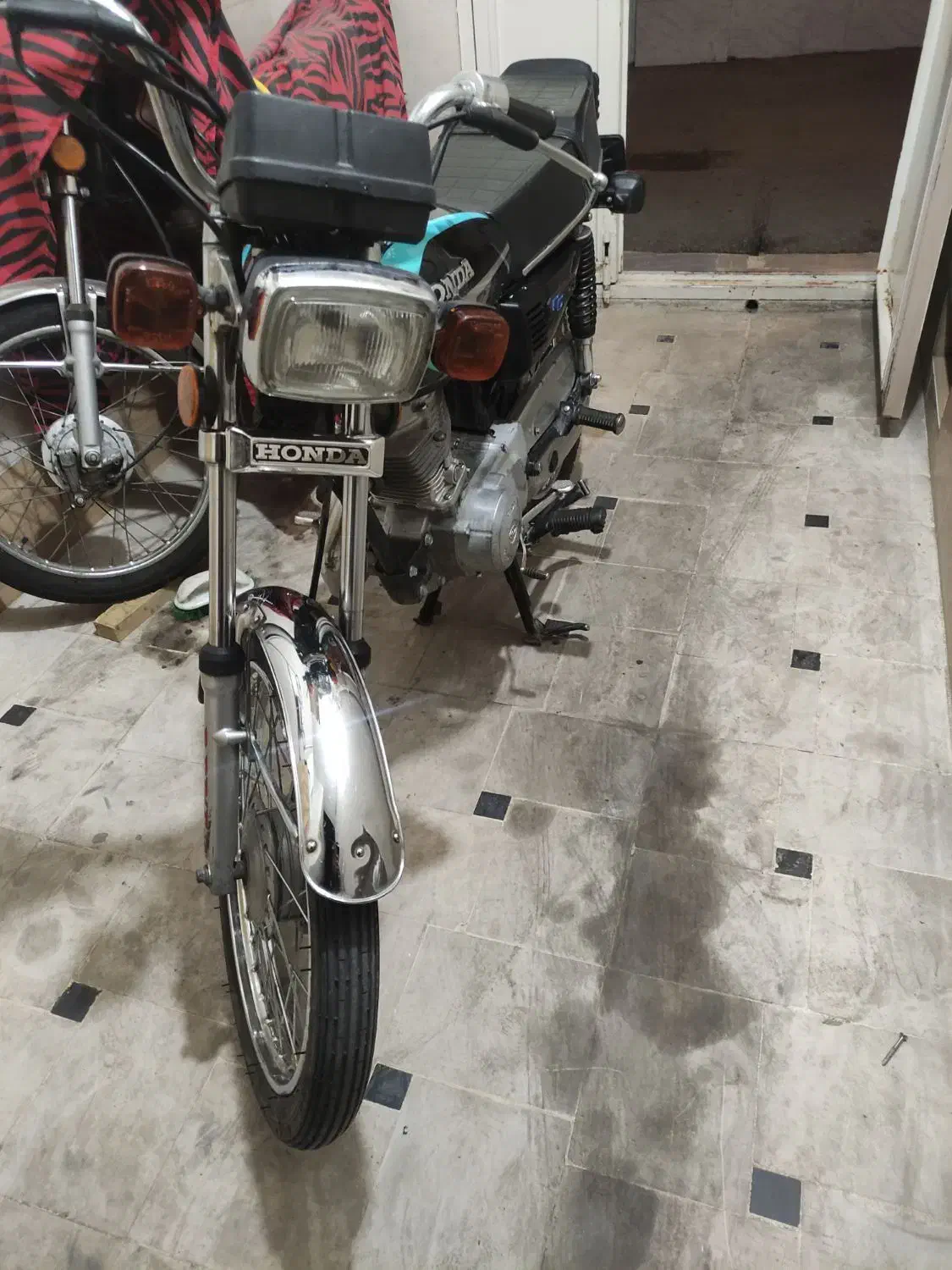 متور هندا ۱۲۵وحشی|موتورسیکلت|قم, آذر (نکویی)|دیوار