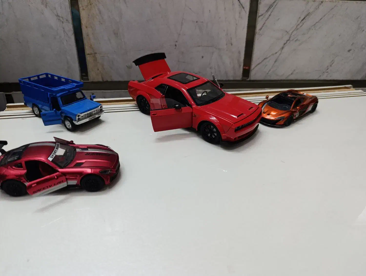 ماشین.فلزی ماکت ماشین|اسباب‌‌بازی|کاشان, راوند|دیوار