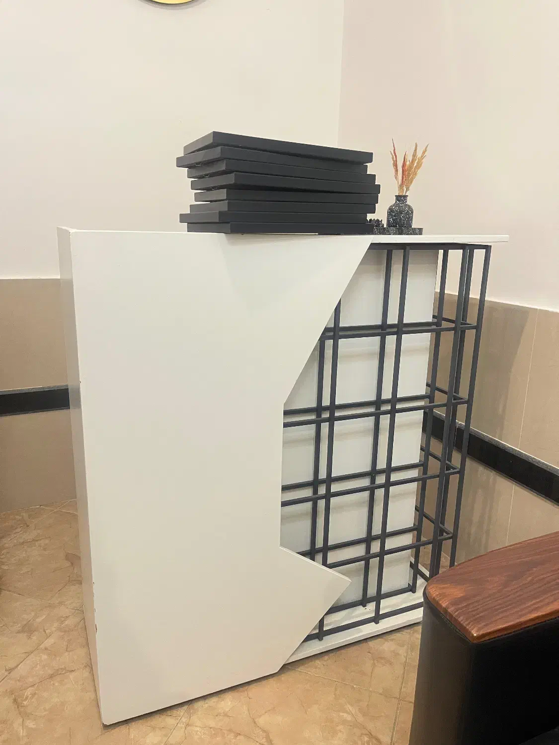 میز منشی|دفتر کار|گنبد کاووس, |دیوار