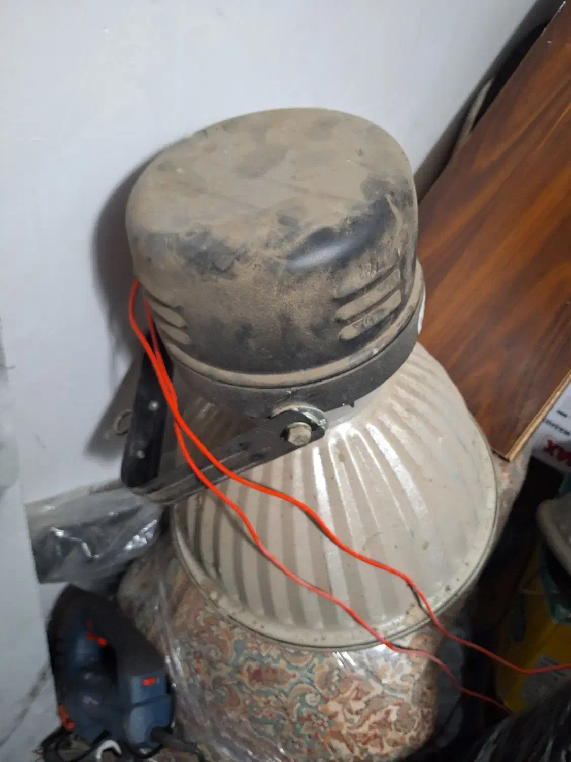 پروژکتور|لامپ و چراغ|رشت, پل تالشان|دیوار