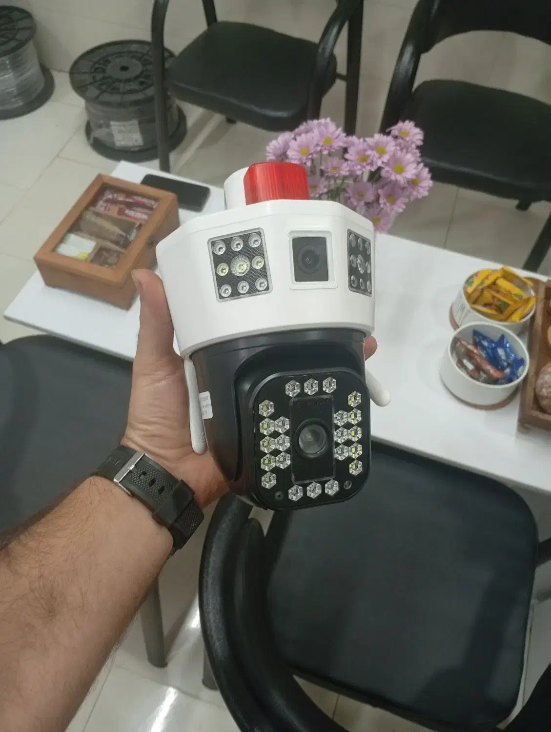 نصاب نصب دوربین مداربسته و دزدگیر اماکن|خدمات پیشه و مهارت|تنکابن, |دیوار