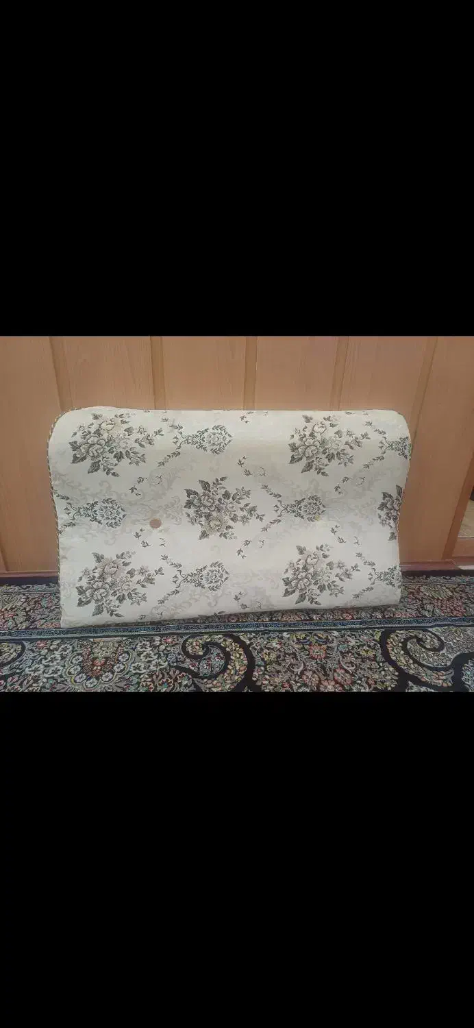 متکا|پشتی|شهرکرد, |دیوار