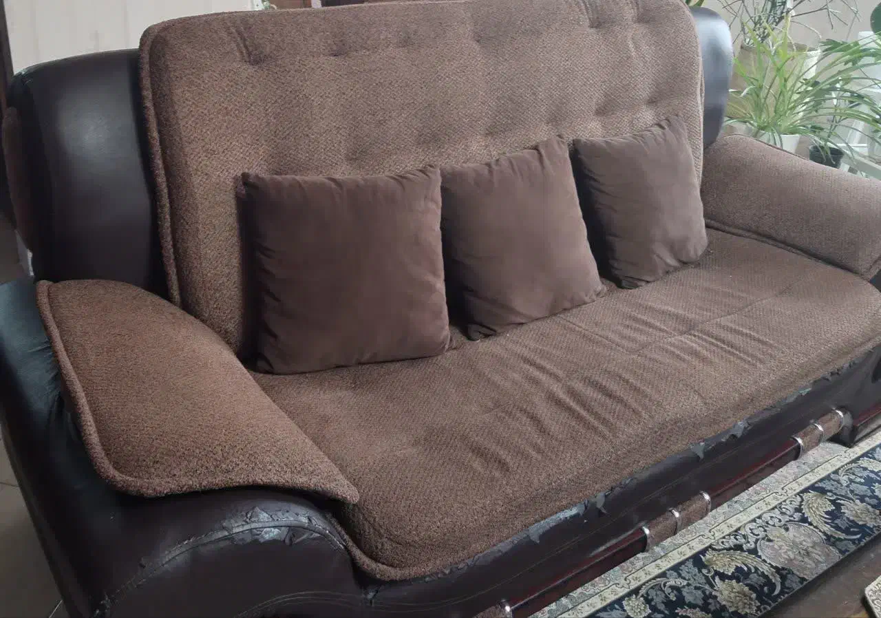 فروش مبل دسته دوم|مبلمان خانگی و میز عسلی|بم, |دیوار