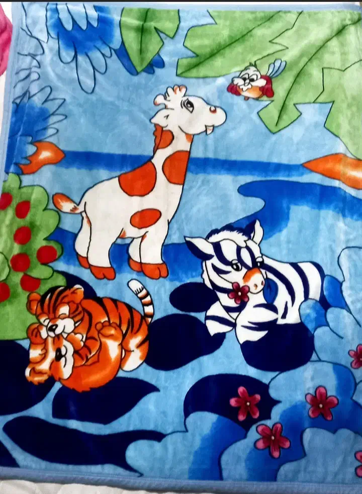 پتو گلبافت نوجوان ۲ لایه ۲ رو|رختخواب، بالش، پتو|اصفهان, بهارستان (مخابرات)|دیوار