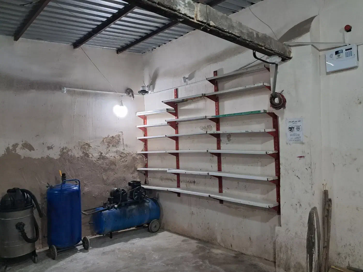 اجاره مغازه یا شراکت برای تعویض روغنی|اجارهٔ مغازه و غرفه|سقز, |دیوار