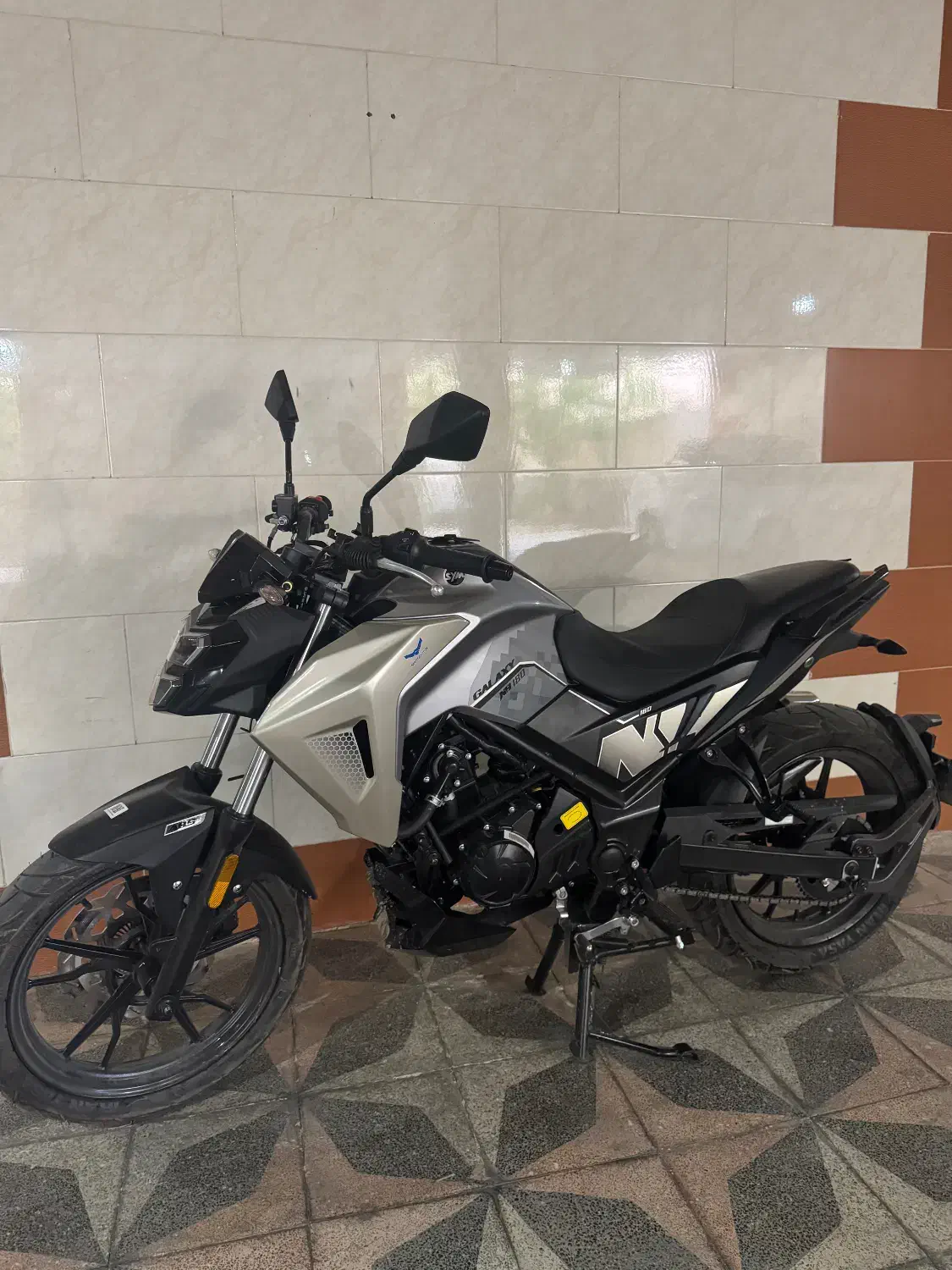 Galaxy na180|موتورسیکلت|شیراز, انجیر|دیوار