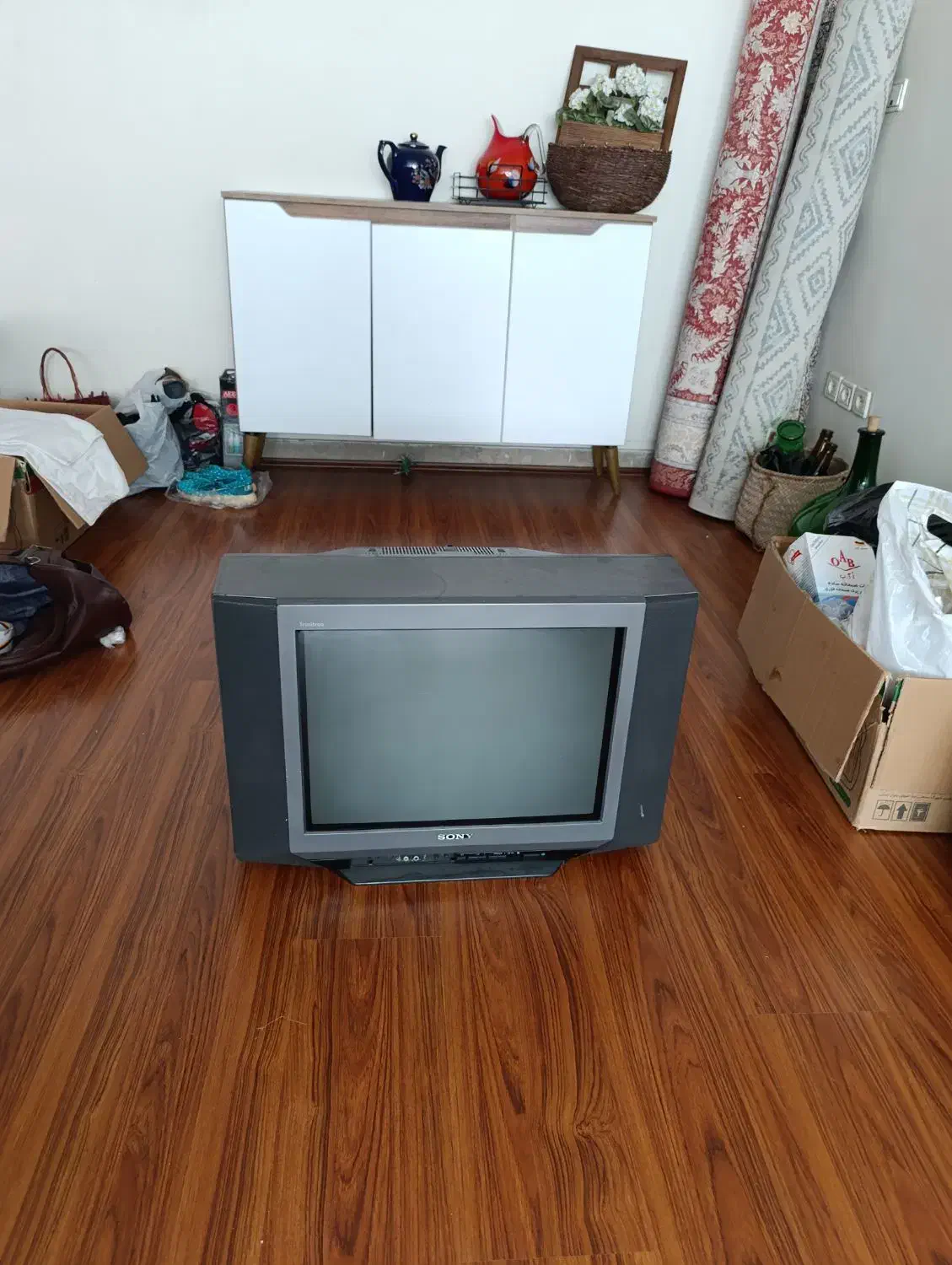 تلویزیون سونی قدیمی|تلویزیون و پروژکتور|تهران, افسریه شمالی|دیوار