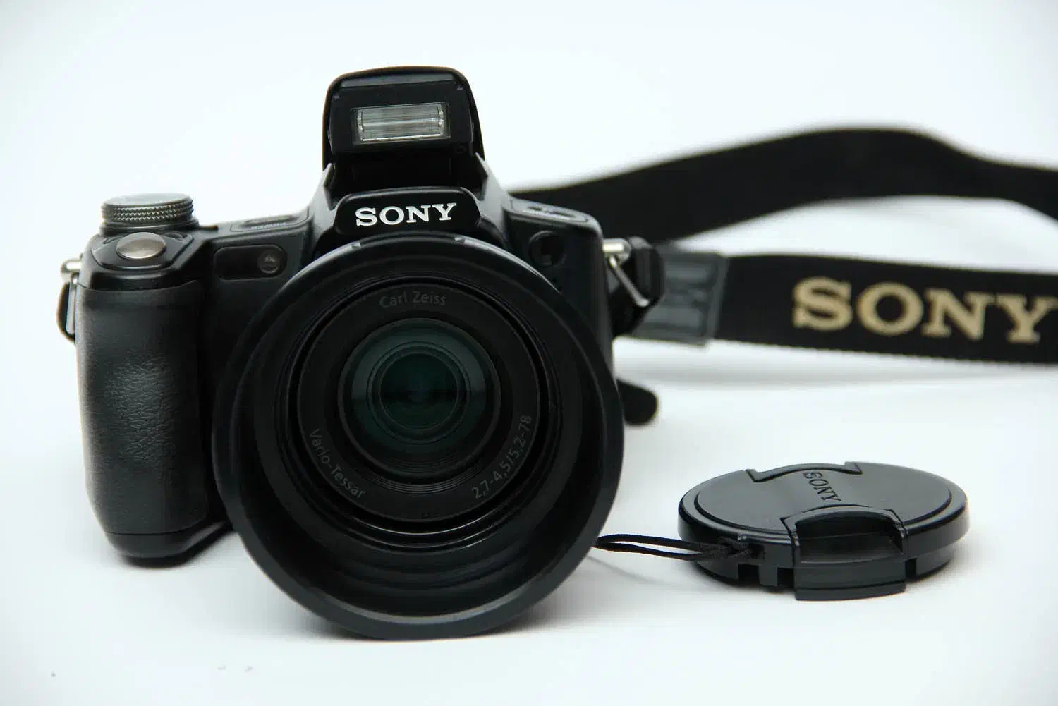 دوربین سونی درحد نو|دوربین عکاسی و فیلمبرداری|سبزوار, کوی بهار|دیوار