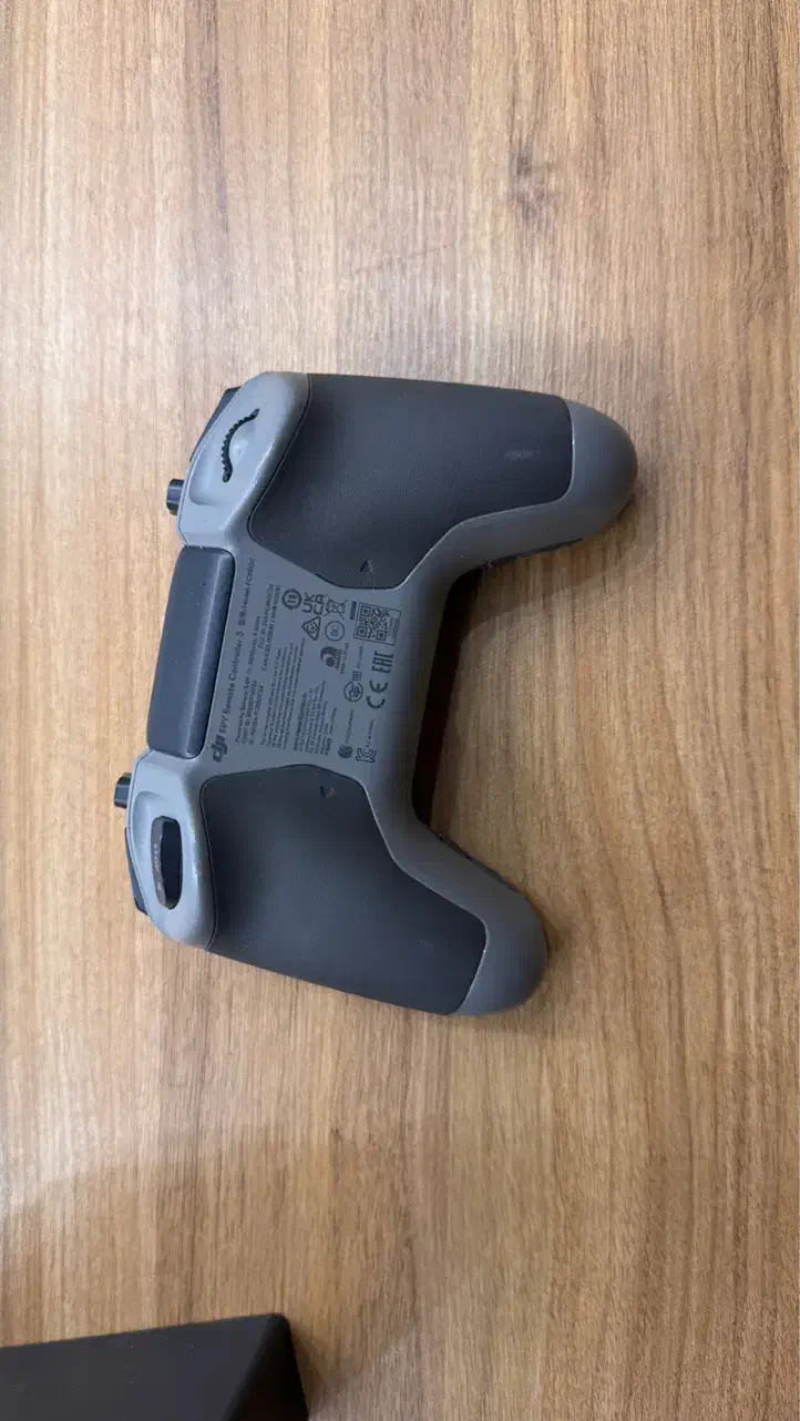 ریموت 3 اواتا دو dji|دوربین عکاسی و فیلمبرداری|تهران, میدان ولیعصر|دیوار