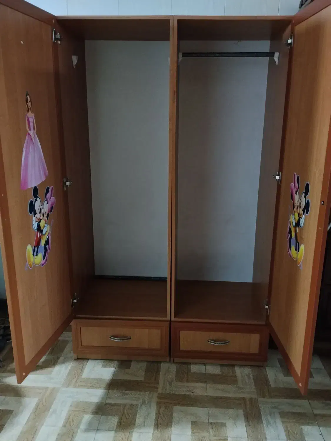 کمد|تخت و سرویس خواب|قرچک, باقرآباد|دیوار