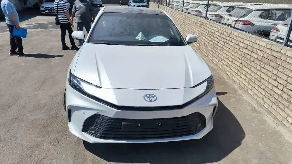 کمری 2025  Le dakhel parche|خودرو سواری و وانت|تهران, سید خندان (جلفا)|دیوار