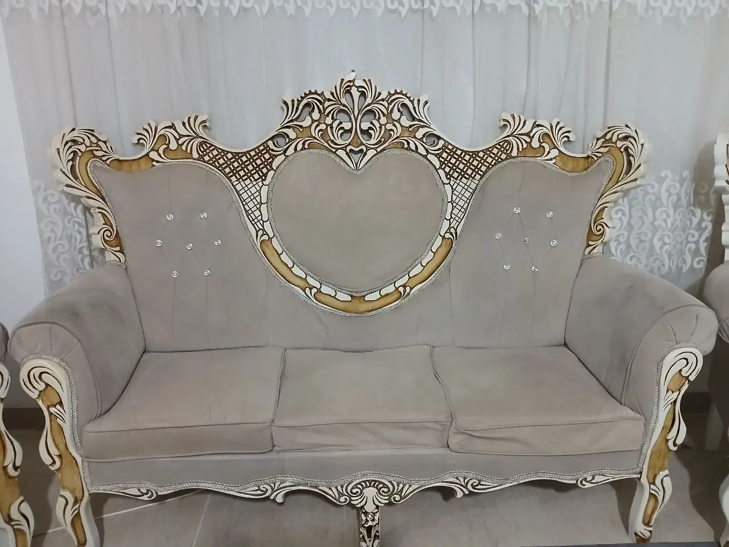 مبل سلطنتی|مبلمان خانگی و میز عسلی|پرند, فاز ۶|دیوار