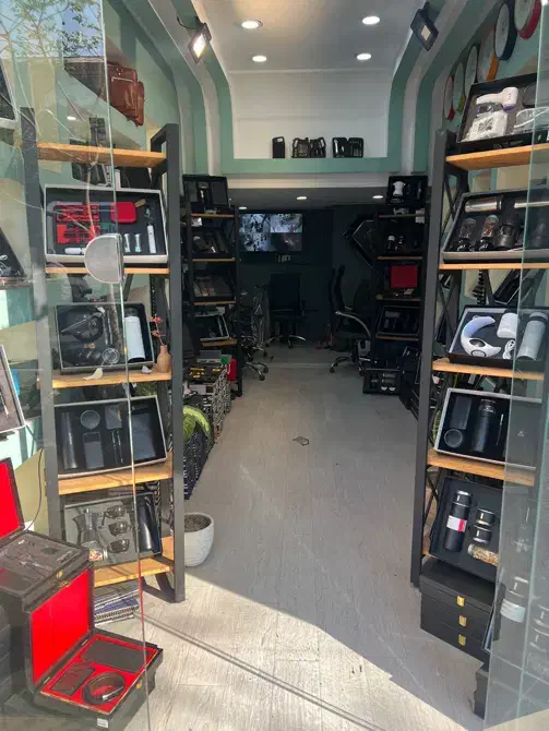 استخدام کارگر ساده آقا برای فروشگاه|استخدام خدمات فروشگاه و رستوران|تهران, بهارستان|دیوار