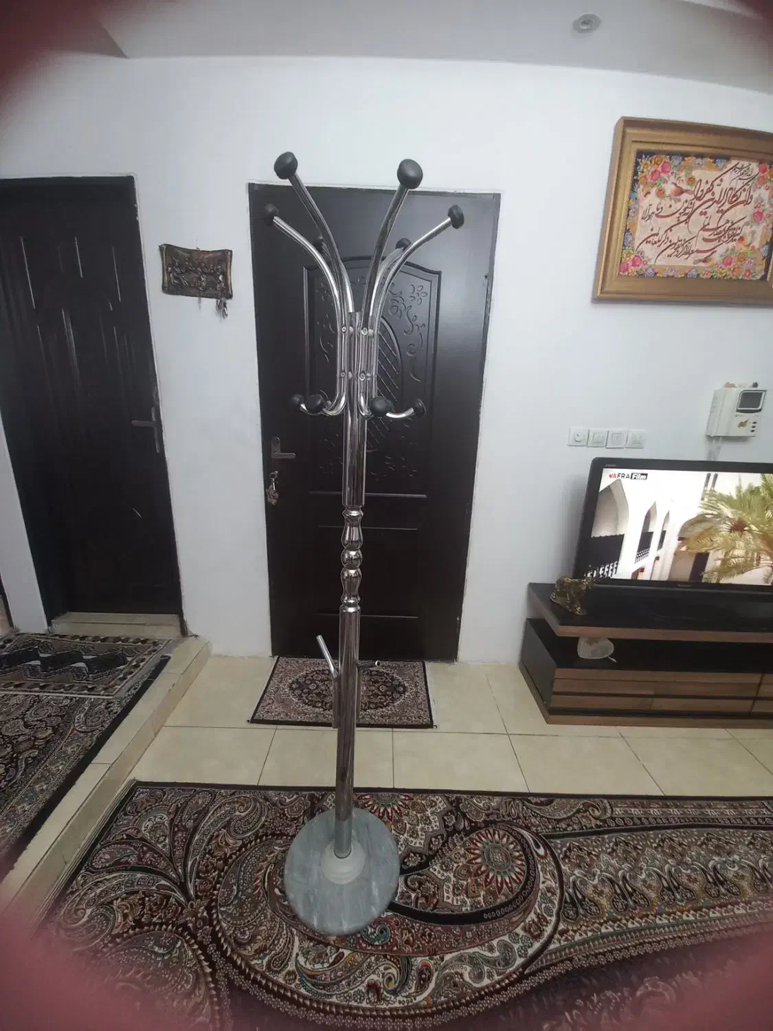 رخت اویز پایه سنگی|بندرخت و رختآویز|گلستان (تهران), |دیوار