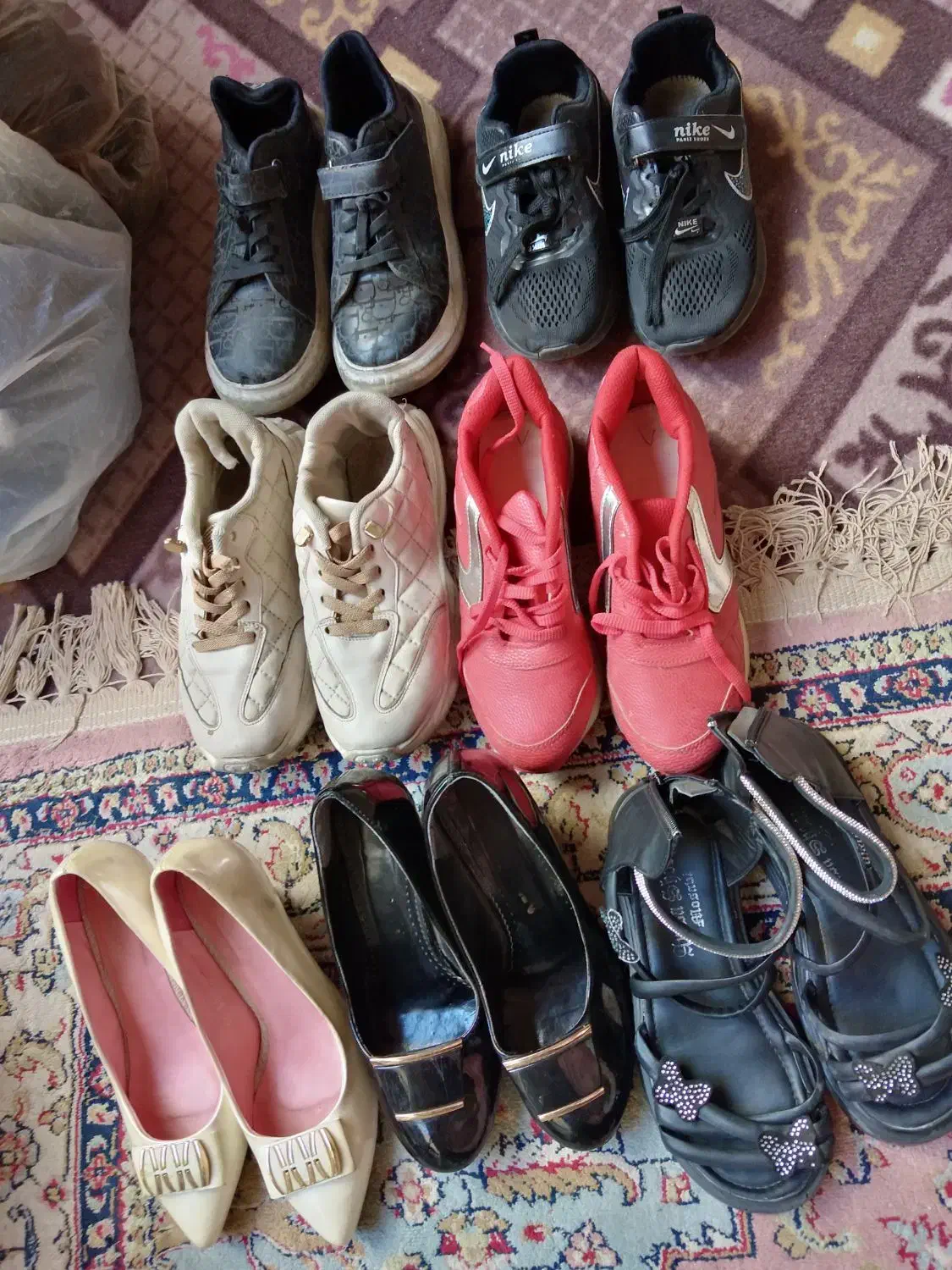 کفش|حراج|اندیشه, اندیشه فاز ۵|دیوار