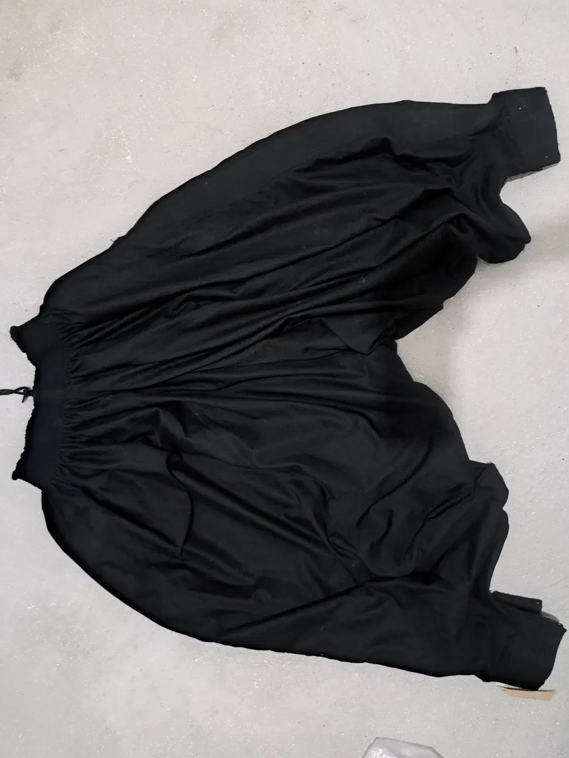 فرزادی مشکی|لباس|سرپل ذهاب, |دیوار