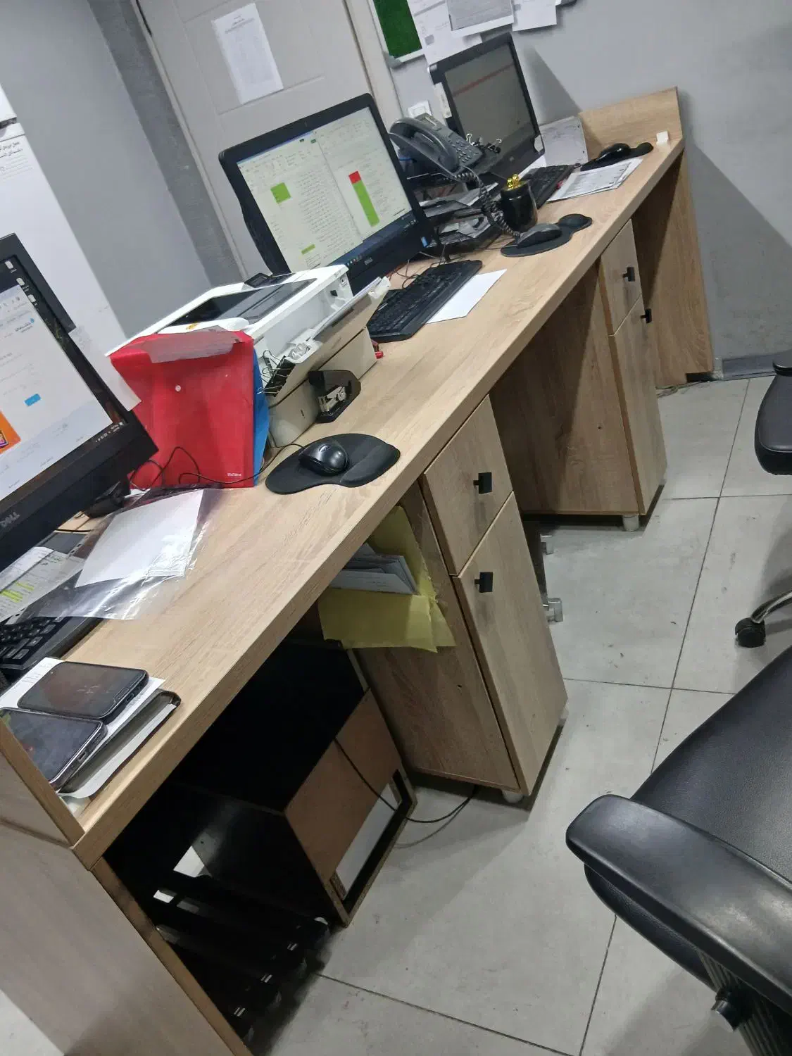 میز اداری mdf بزرگ|دفتر کار|اهواز, باغ شیخ|دیوار
