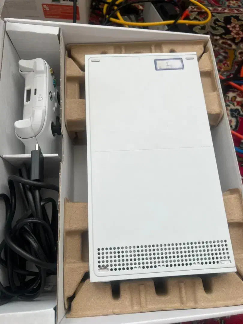 xbox سری اس|کنسول، بازی ویدئویی و آنلاین|شیراز, سینما سعدی|دیوار